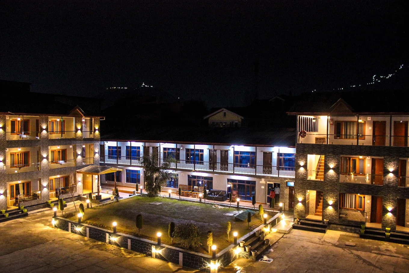 Hotel Luxury Inn